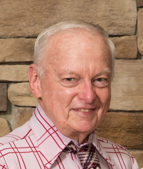 Obituary of Frank Chaffee Hills