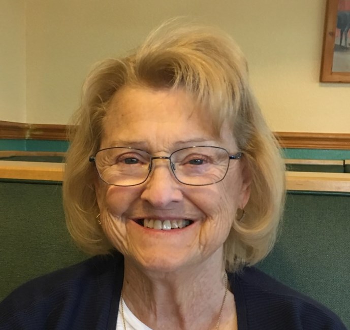 Obituary of Carolyn D Richards
