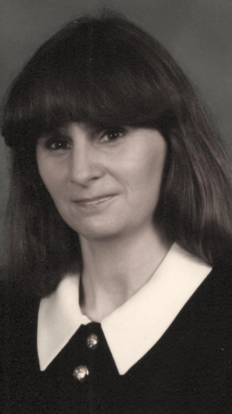 Obituario de Theresa Anne McNally Stark