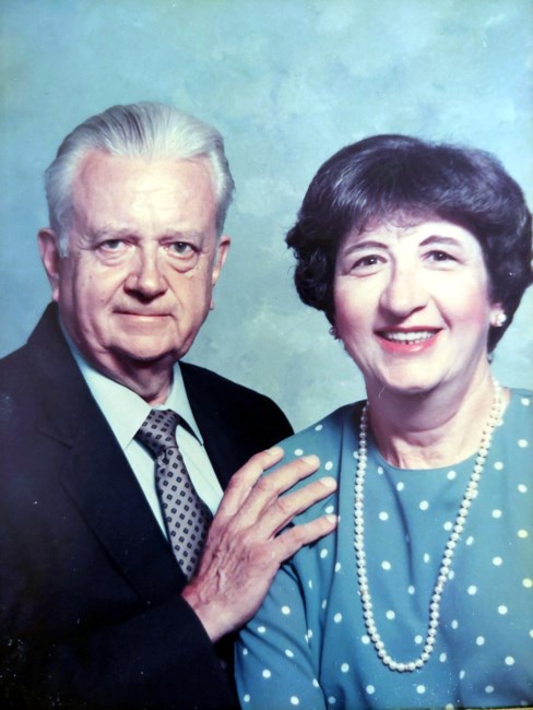 Obituario de Marjorie Ada Du Chelas