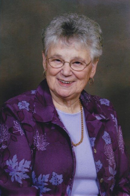 Obituary of Pauline Tremblay (Née Larivière)