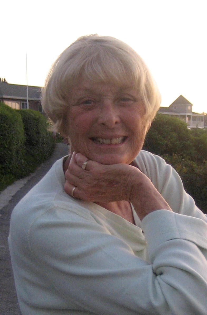 Obituary of Carolyn M. Hennessy