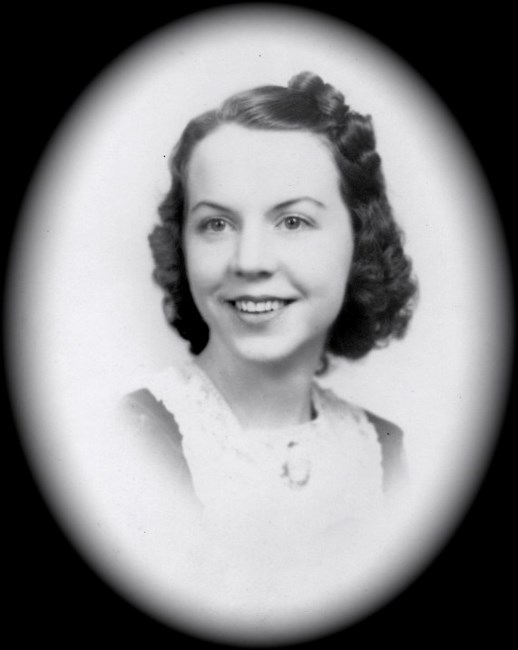 Obituary of Helen Holmes Arthur