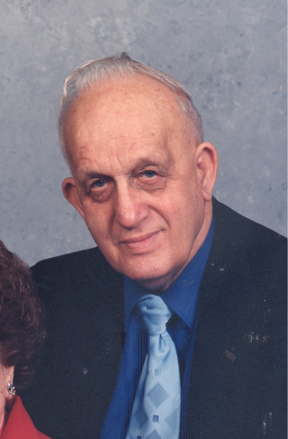 Obituary of Paul E. Whitlock