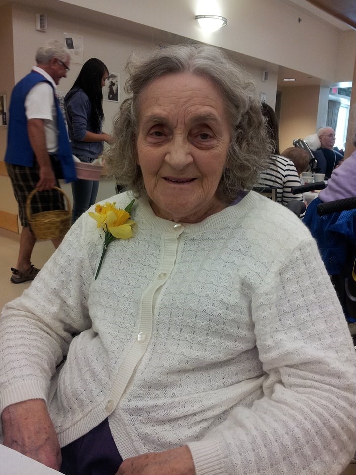 Obituary of Donelda "Dona" Francis Hiebert Easton