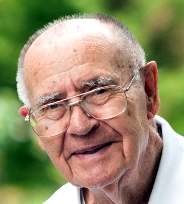 Obituary of Robert J. Isham