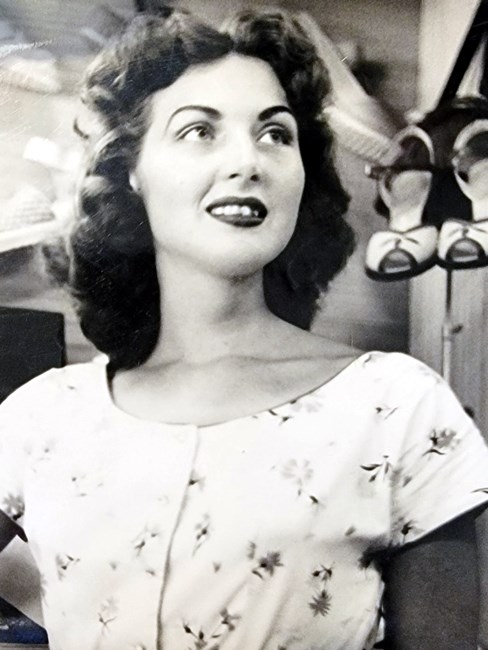 Obituary of Mary Edith Roberts