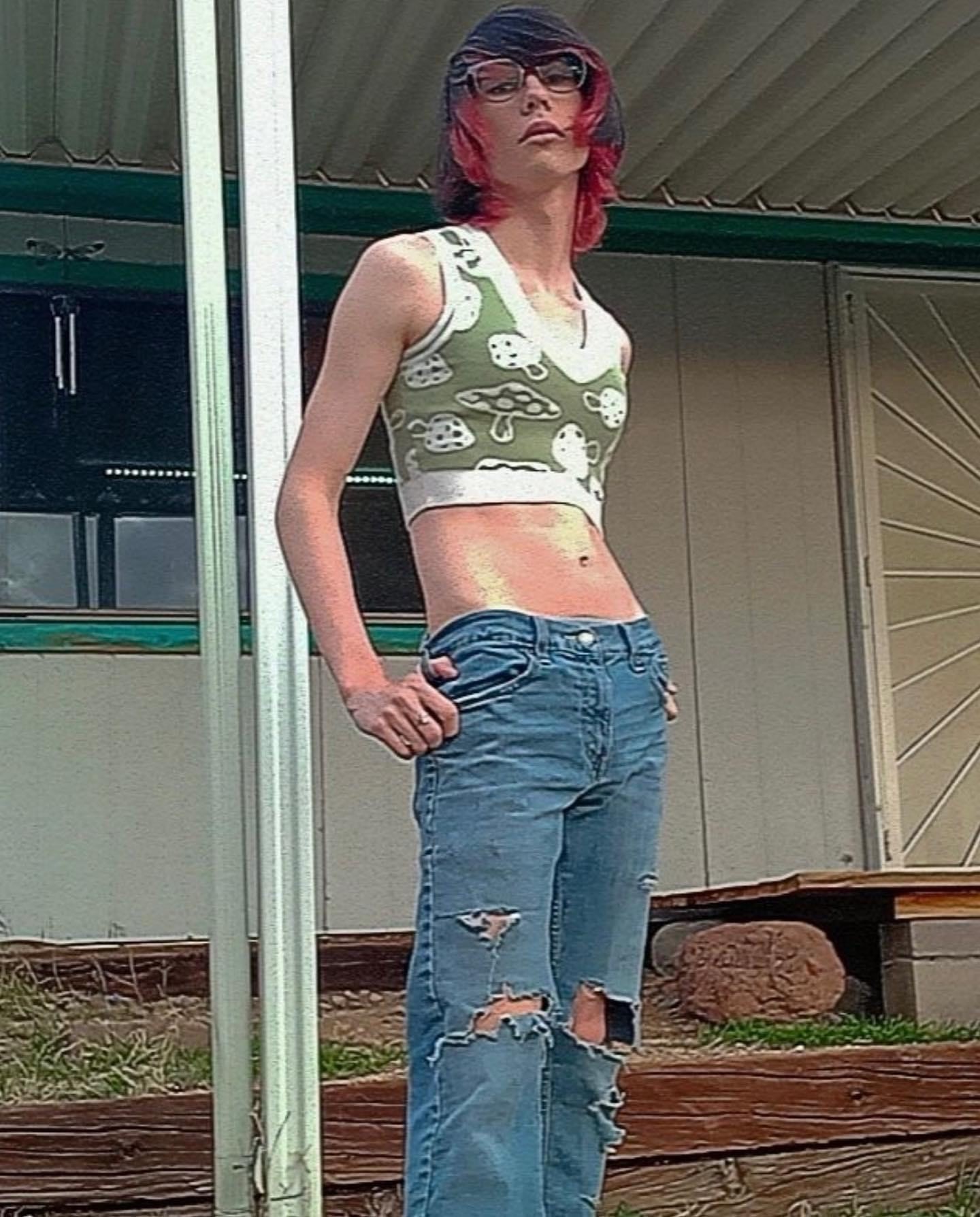 Obituary of Olivia William Manriquez