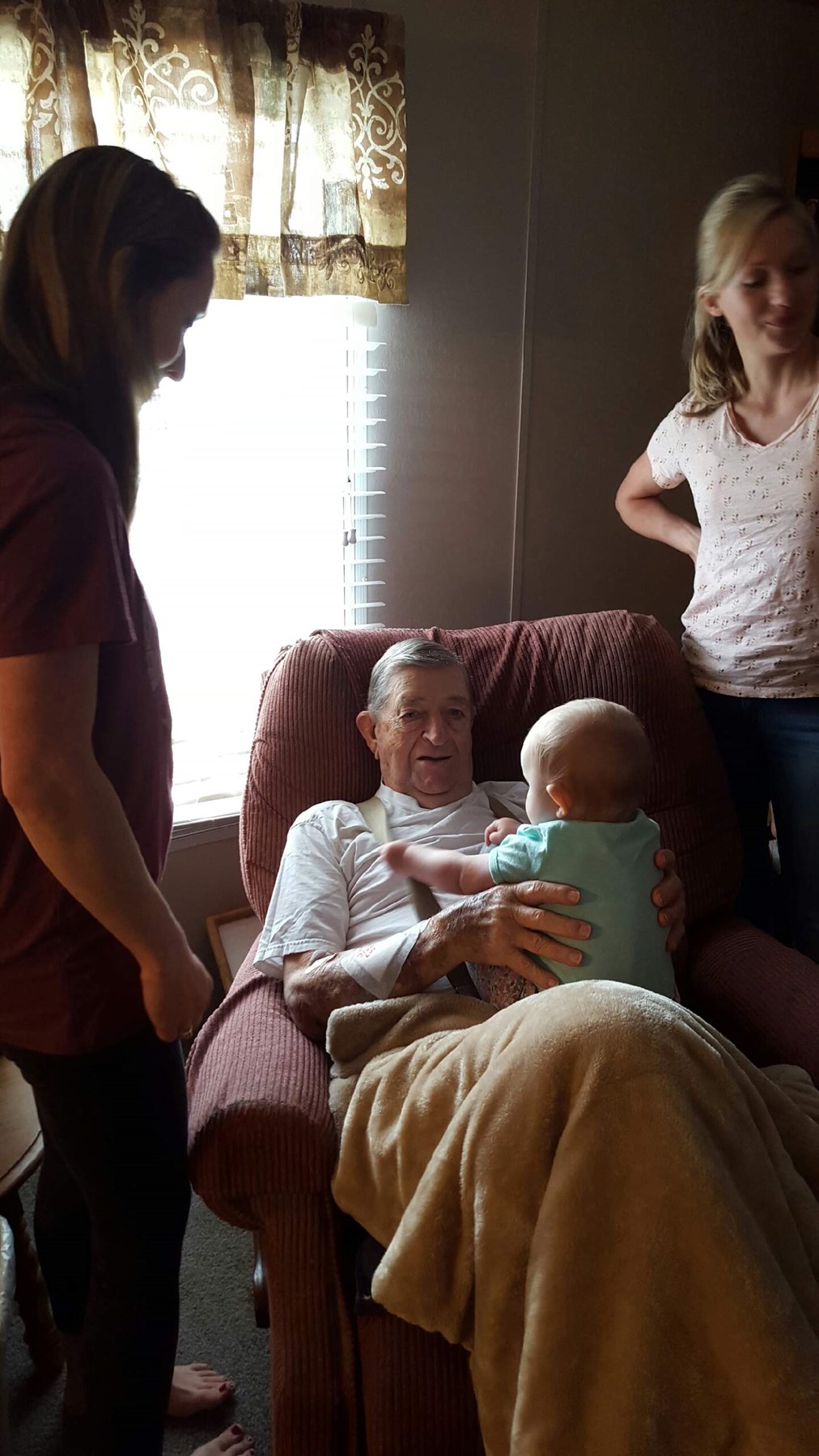 Obituario de Chester Earl Smith Sr.