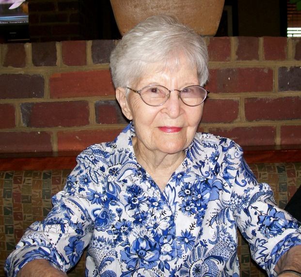 Obituary of Evelyn H Thompson