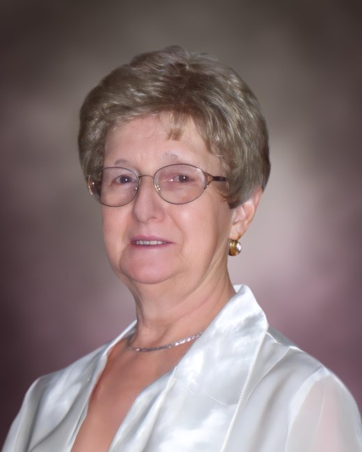 Obituary of Elizabeth "Betty" Ann (Parker) Benoit