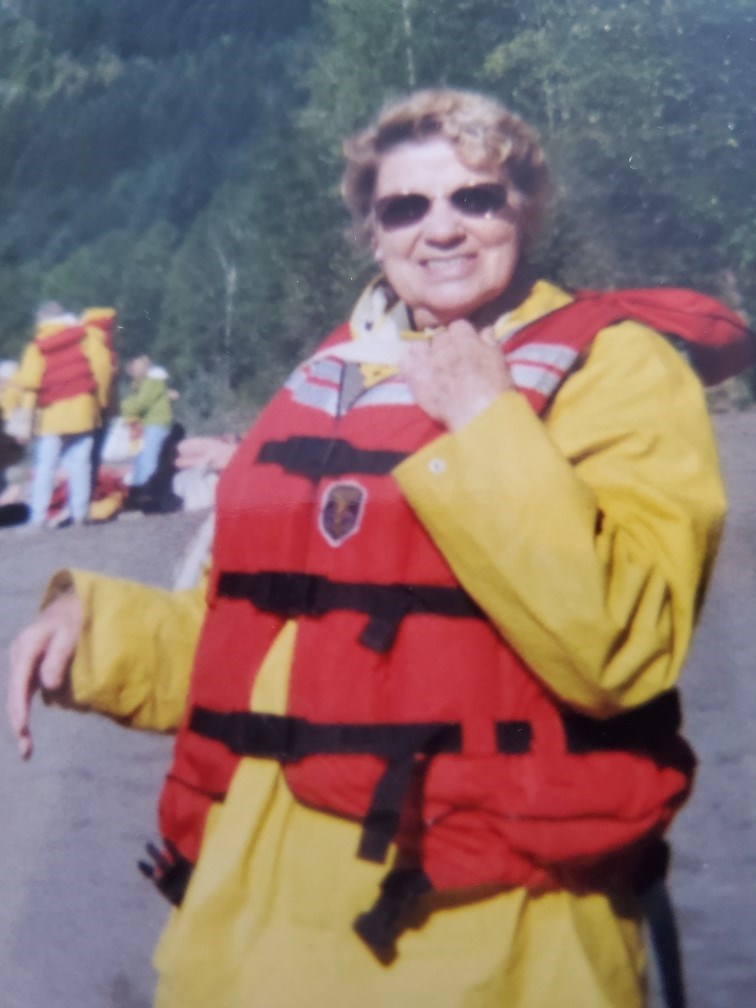 Obituary of Barbara Ann (Leakey) Yotty