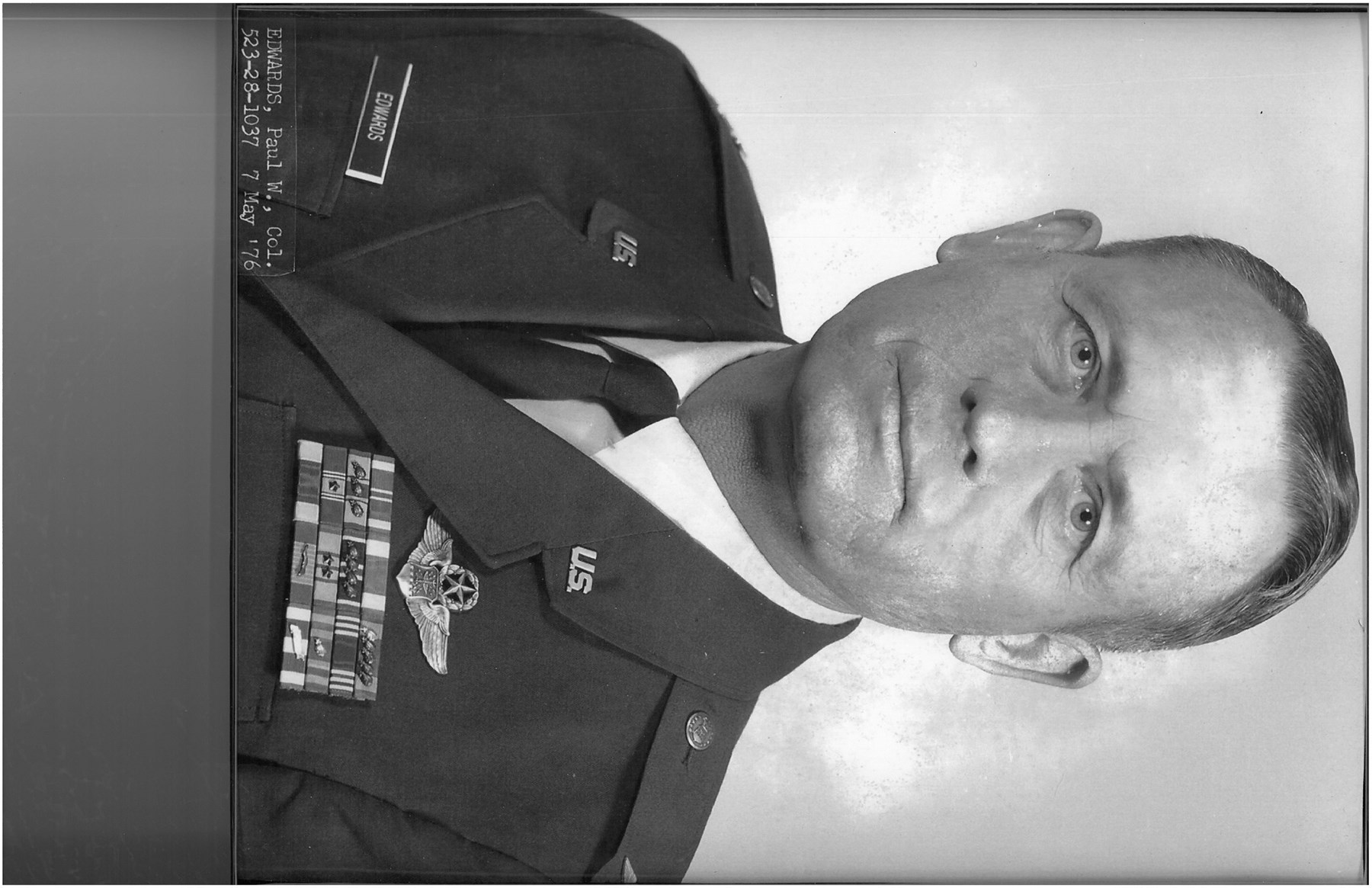 Avis de décès de Paul Wesley Edwards