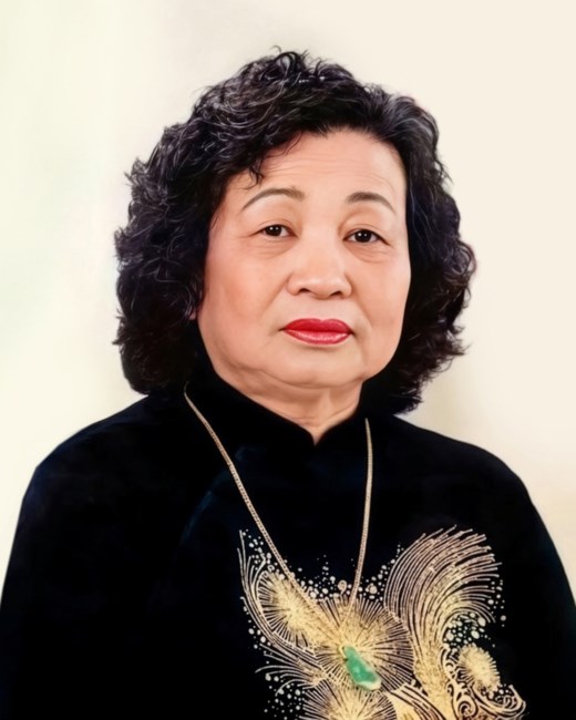 Obituary of Huynh-Hoa Thi Nguyen