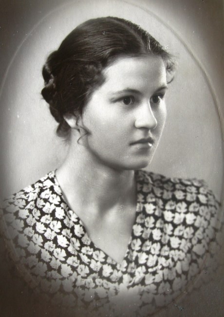Obituary of Iryna Kalynovska