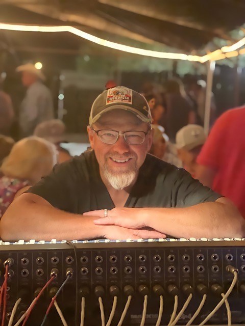 Obituary of Chuck Clifford Ferrin