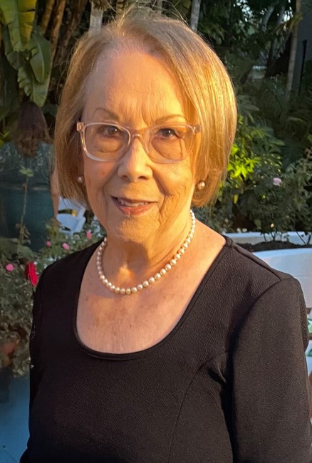 Obituary of Maria Elena Rodriguez