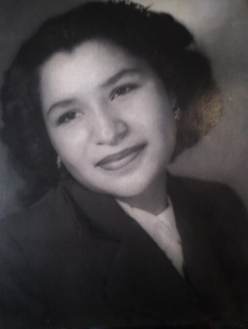 Obituary of Sabina De La Garza