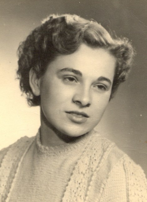 Obituary of Renate Paula Gross