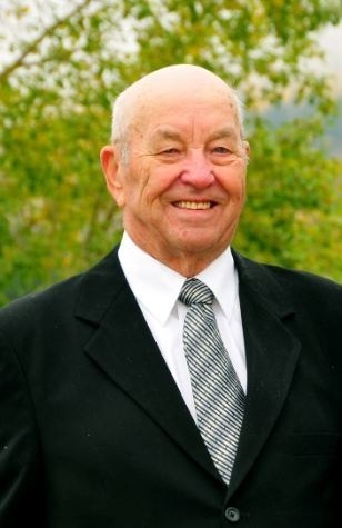 Obituary of Raymond Peterson
