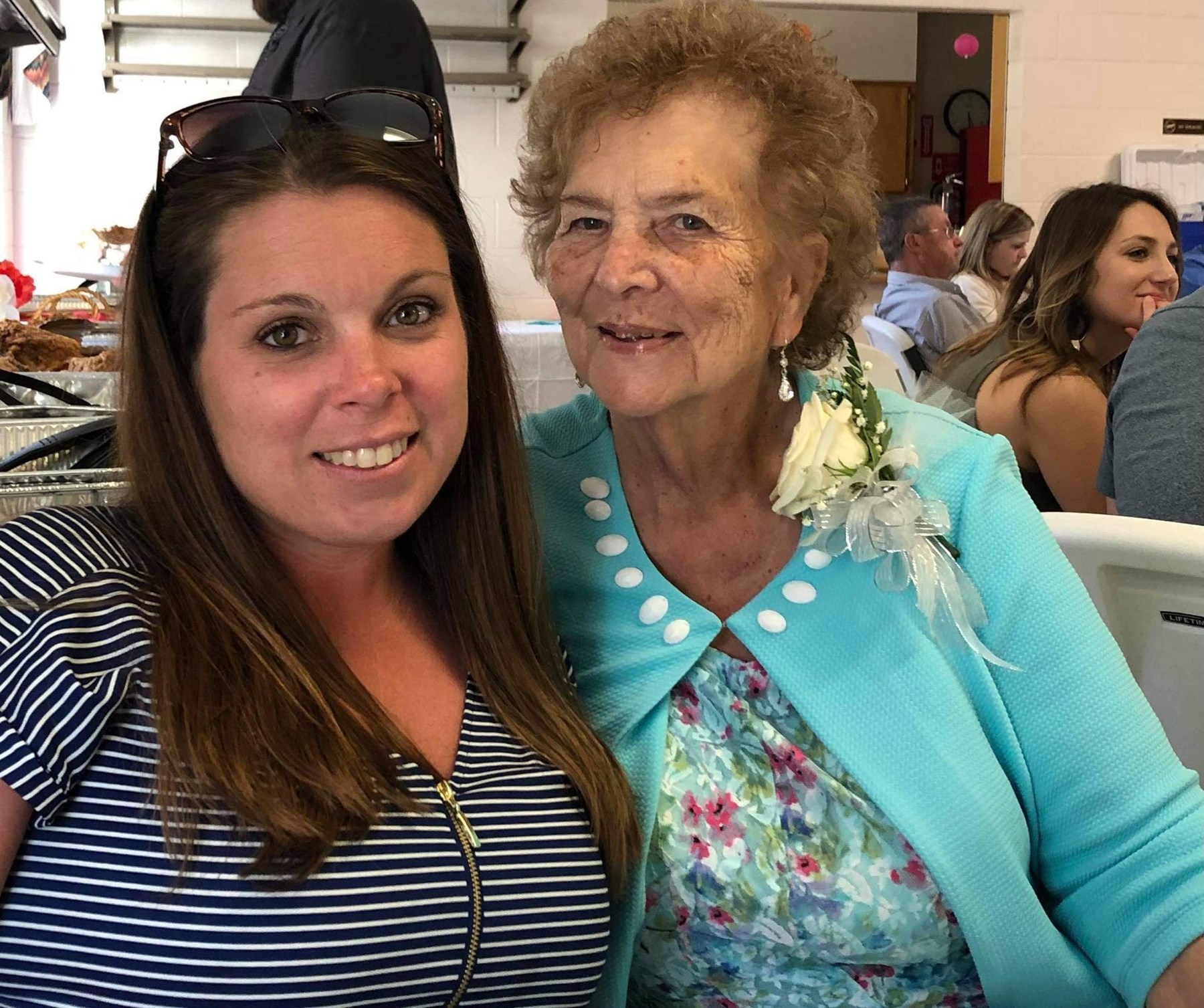 Obituary of Mrs. Violet Chapman Shank