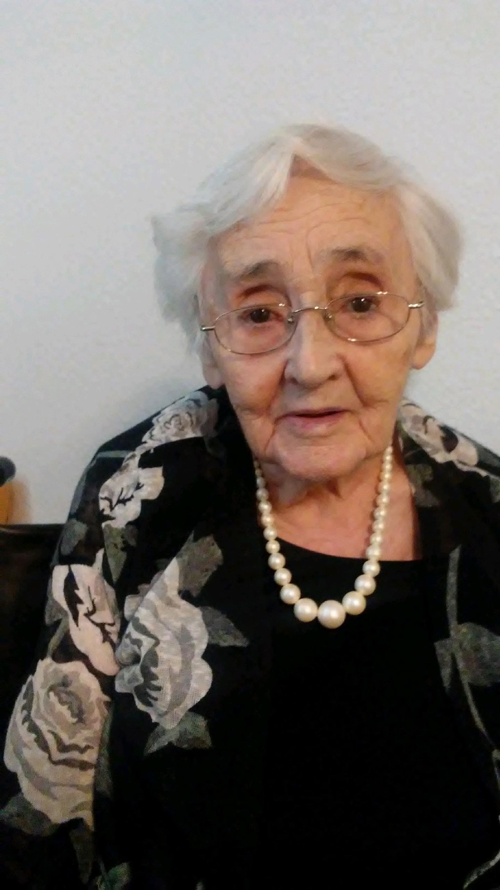 Obituary of Rosa C. Fernandes