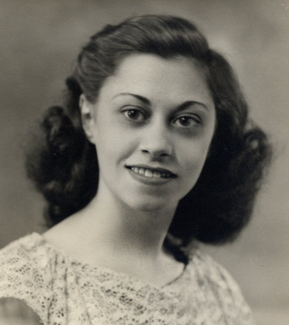 Obituary of Mrs. Loretta Veronica Vinciquerra Geisel