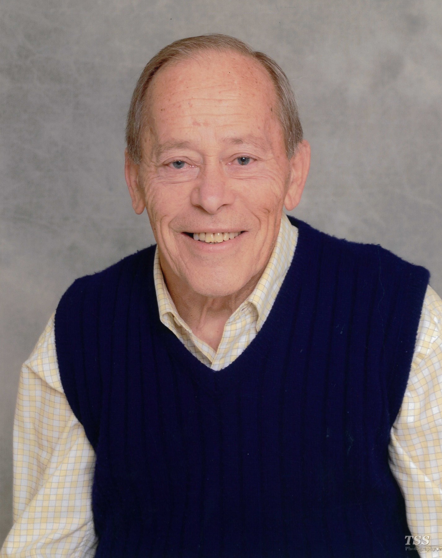 Walter W. Decker Obituary - Bloomington, IL
