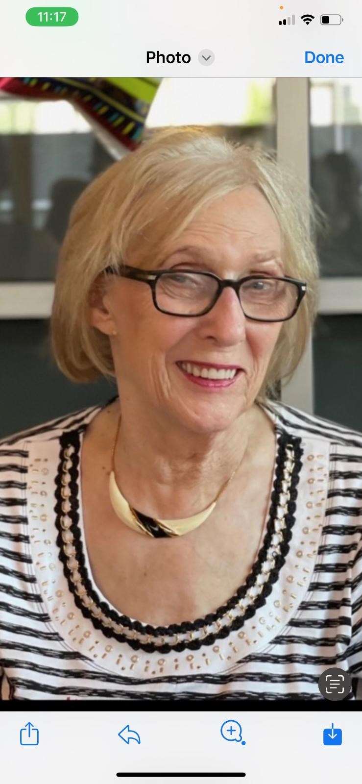 Obituario de Elaine M. Thomas