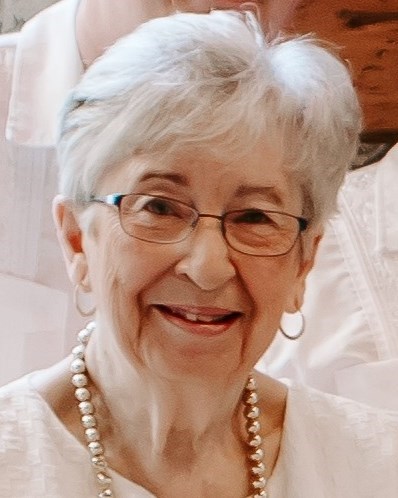 Obituary of Frances "Joan" Leonard