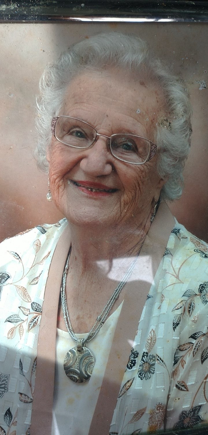 Obituary of Gloria Lena Smith