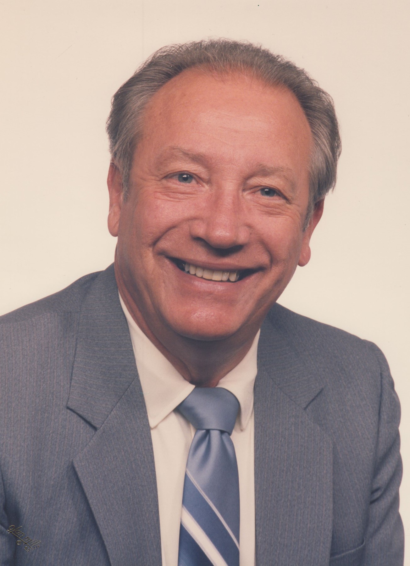 Obituary of Carl Cox