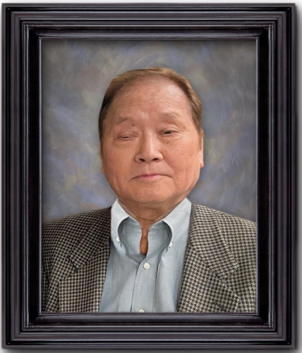 Obituary of Yong Woon Kim