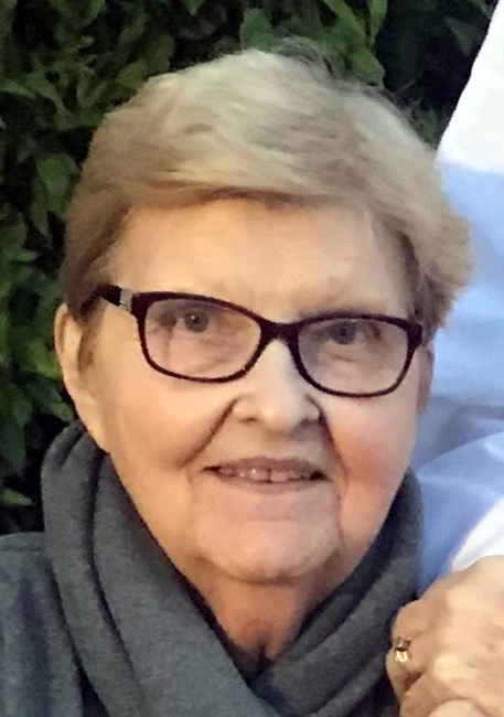 Obituary of Linda Manos