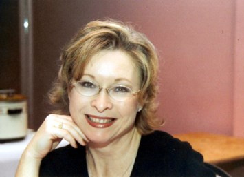 Obituario de Deborah "Debbie" Faye (Davis) Humston