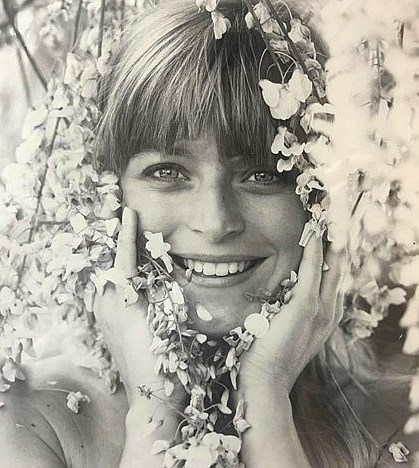 Obituary of Erica Trojel Waite