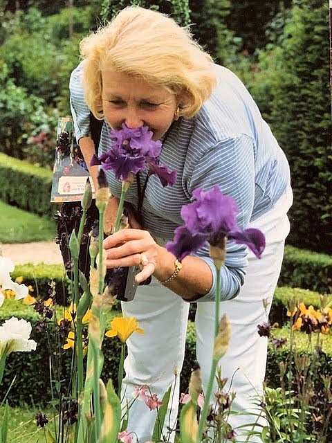 Obituary of Rachel Amber Simons