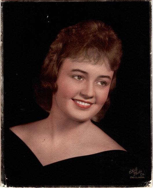 Obituary of Renay Laree Bujnak