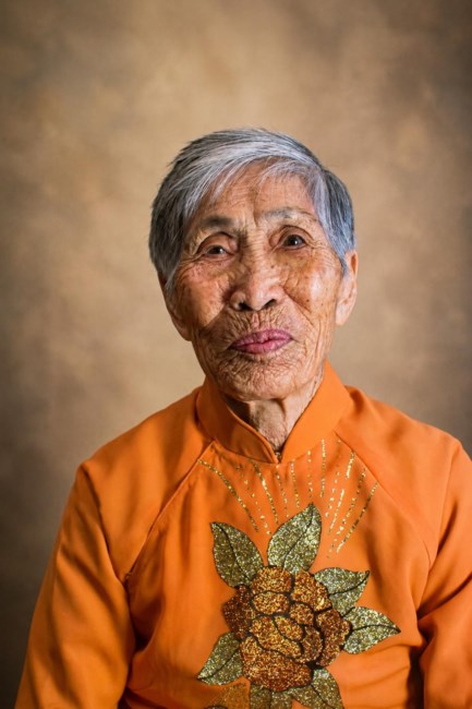 Obituary of Mau Thi Nguyen