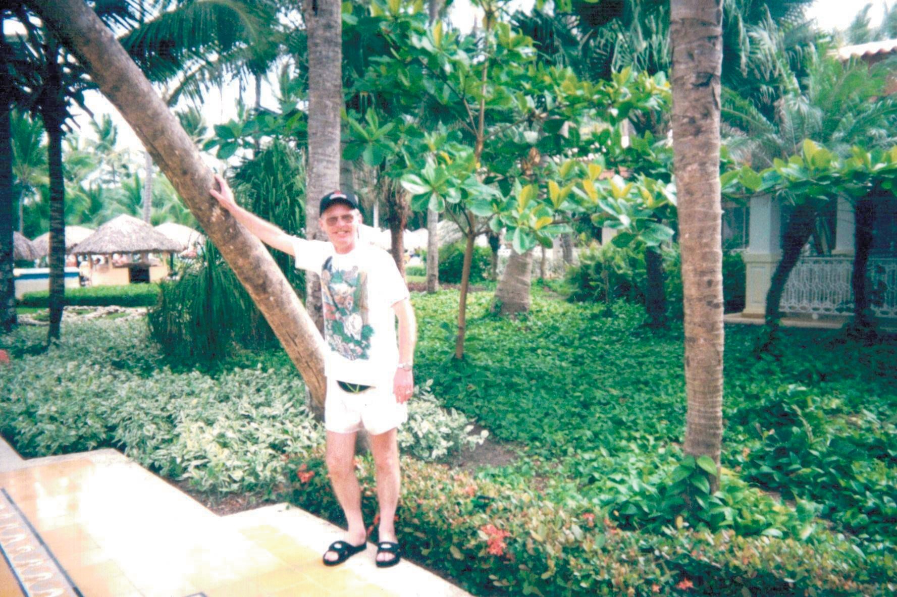 Obituary of Daniel Gordon Grant