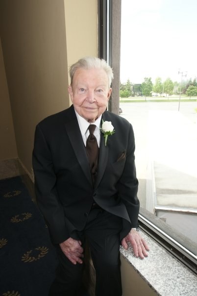 Obituary of Mr. Thomas Schmidt