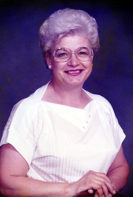 Obituary of Lois Lamb