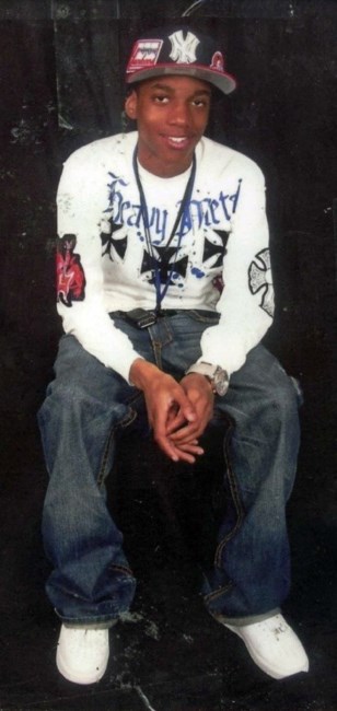 Obituary of Mi'Quan A. Lawrence