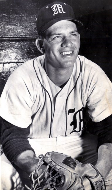 Obituary of Robert L. "Larry" Koehl