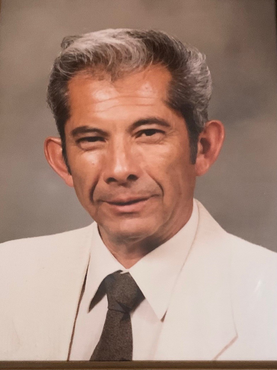 Obituary of Roberto Velasquez