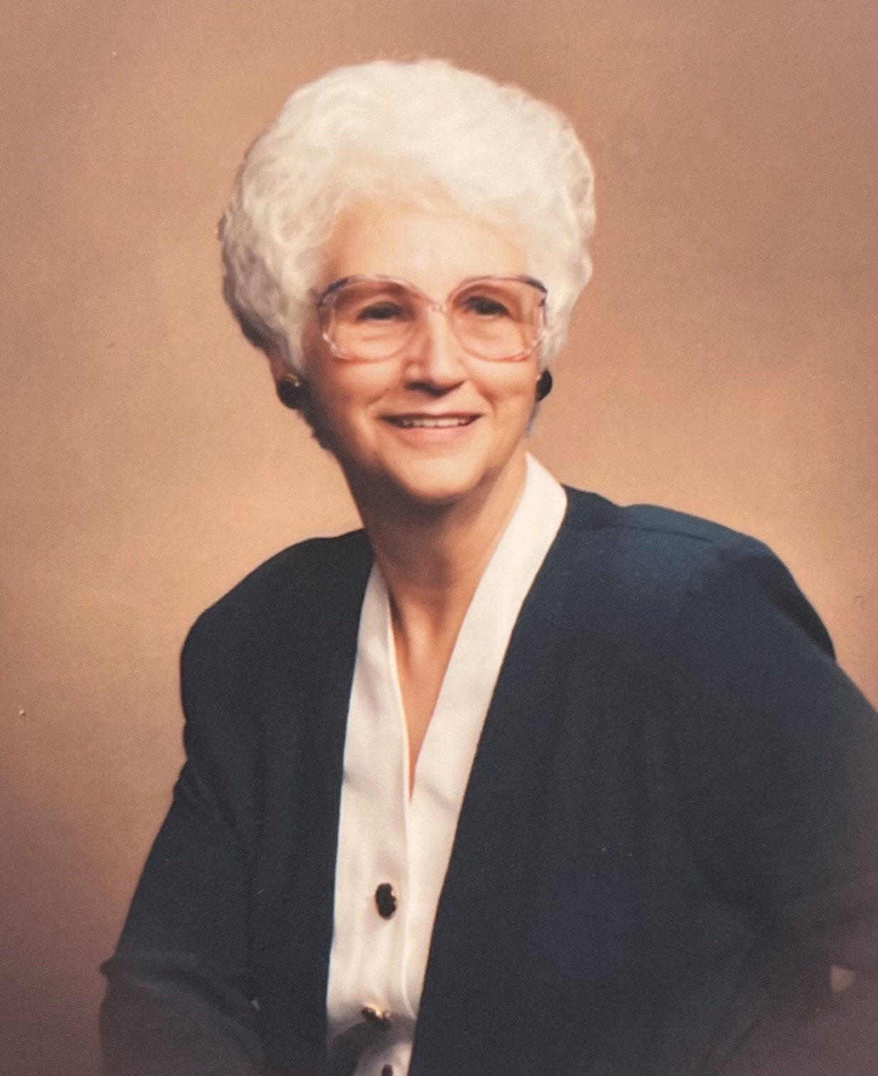 Obituario de Betty Knotts Thompson