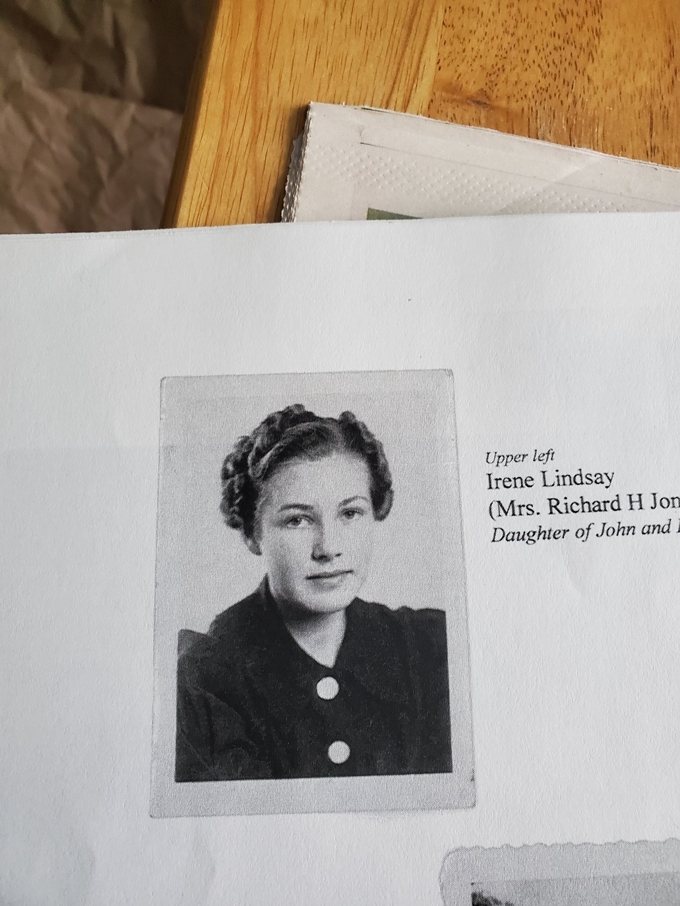 Avis de décès de Irene Elizabeth Jones