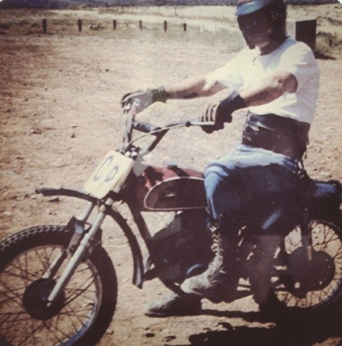 Obituario de Curtis Pape