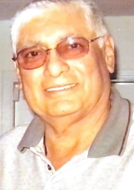 Obituary of Gilbert Martinez DeHoyos