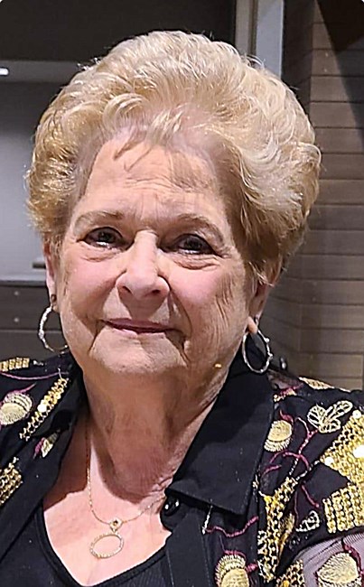 Obituario de Dorothy Koulis